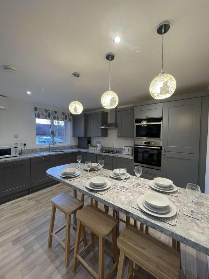 A Beautiful House In A Scenic Town Location. Villa Louth  Esterno foto